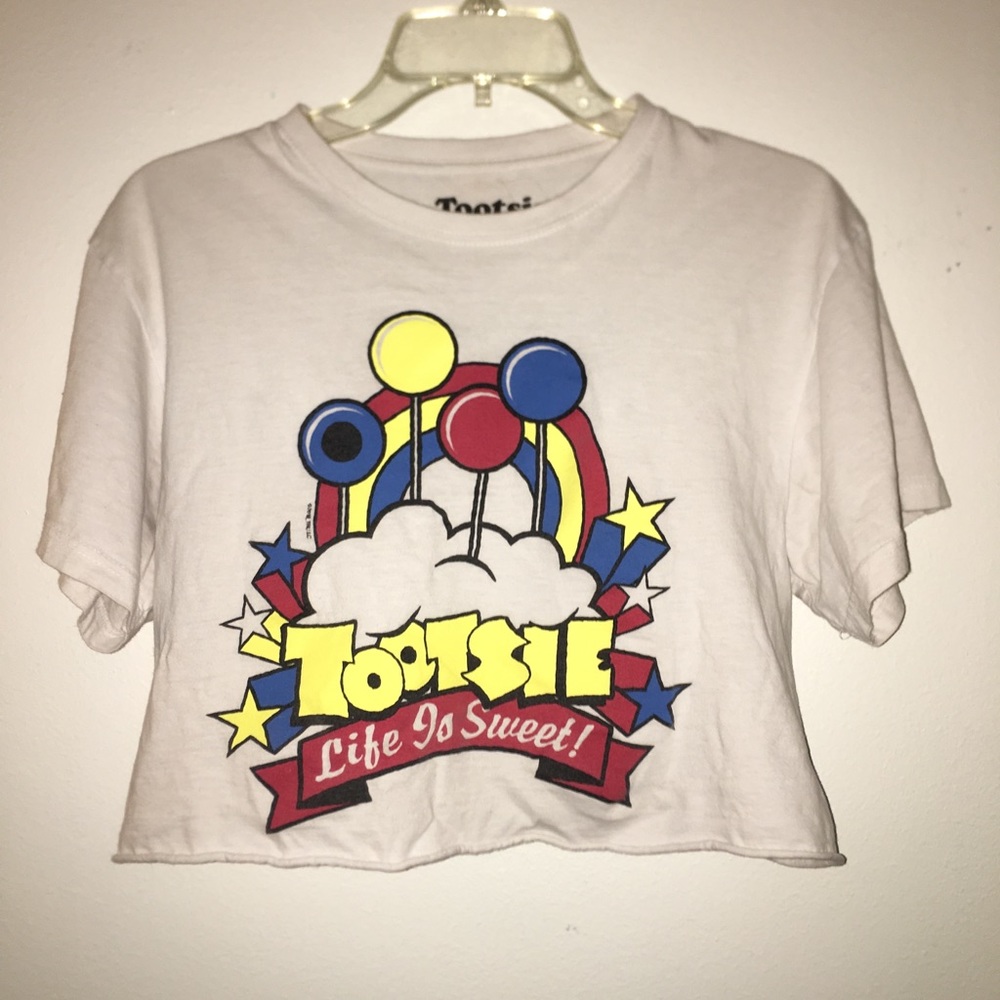 tootsie pop life so sweet graphic cropped tee